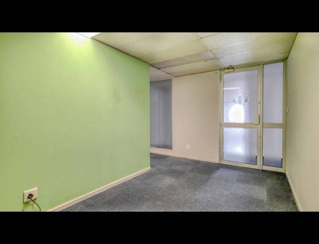346M² BUSINESS CENTRE TO LET IN BRYANSTON